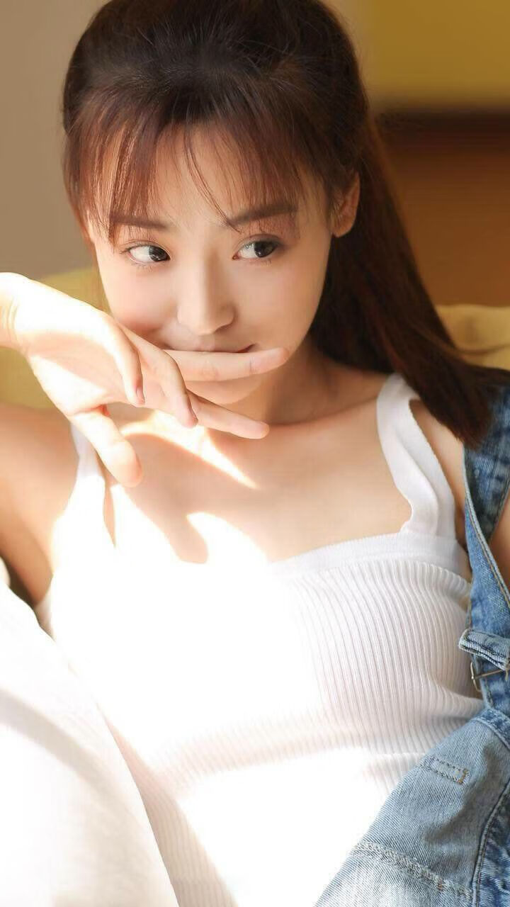 乐鱼体育登录-全国高校篮球联赛火热开启，年轻才俊奋勇争先，中国高校篮球联盟简称