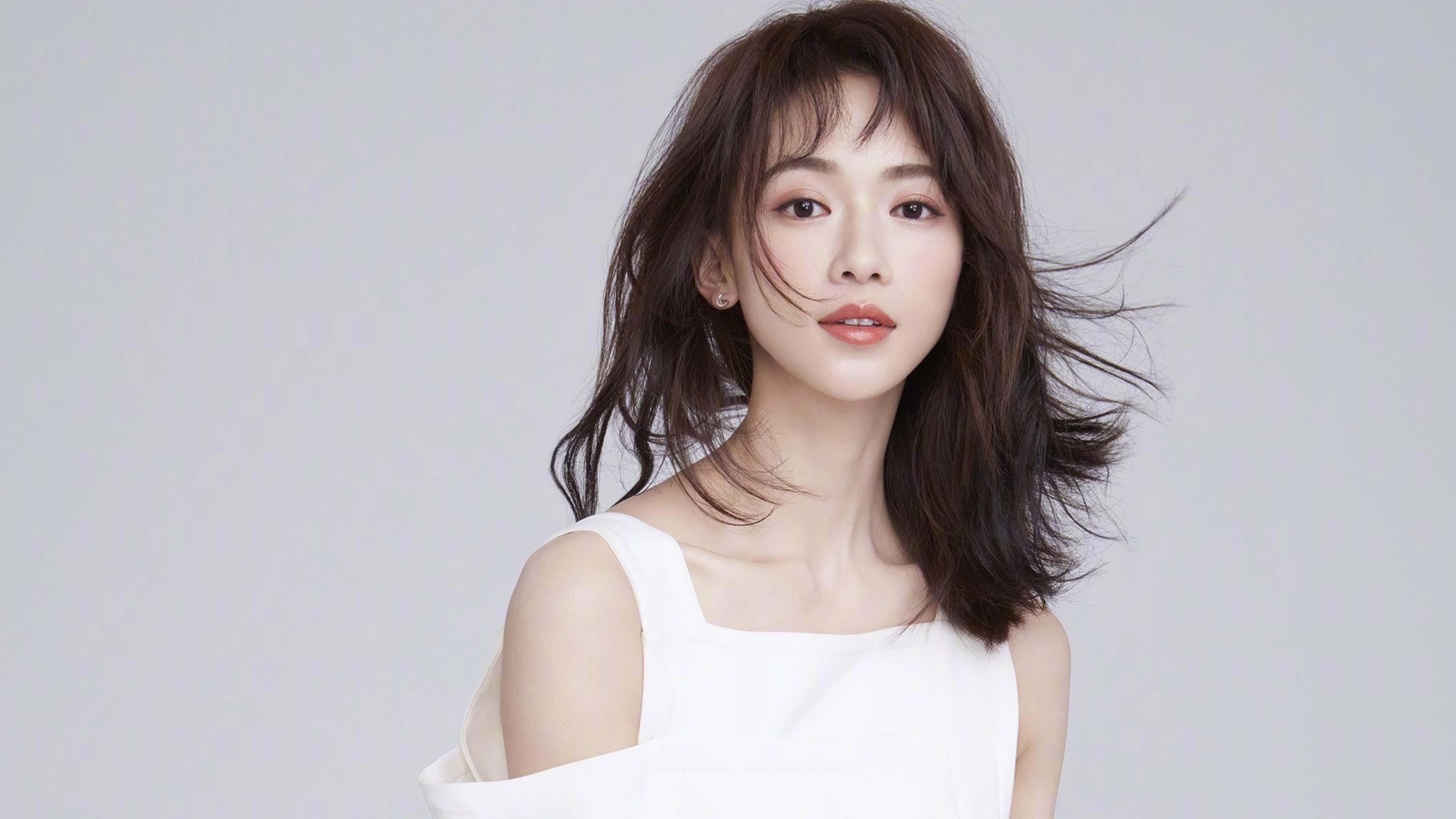 乐鱼电竞-娱乐篮球：明星比赛中的搞笑瞬间盘点，明星打篮球比赛的节目