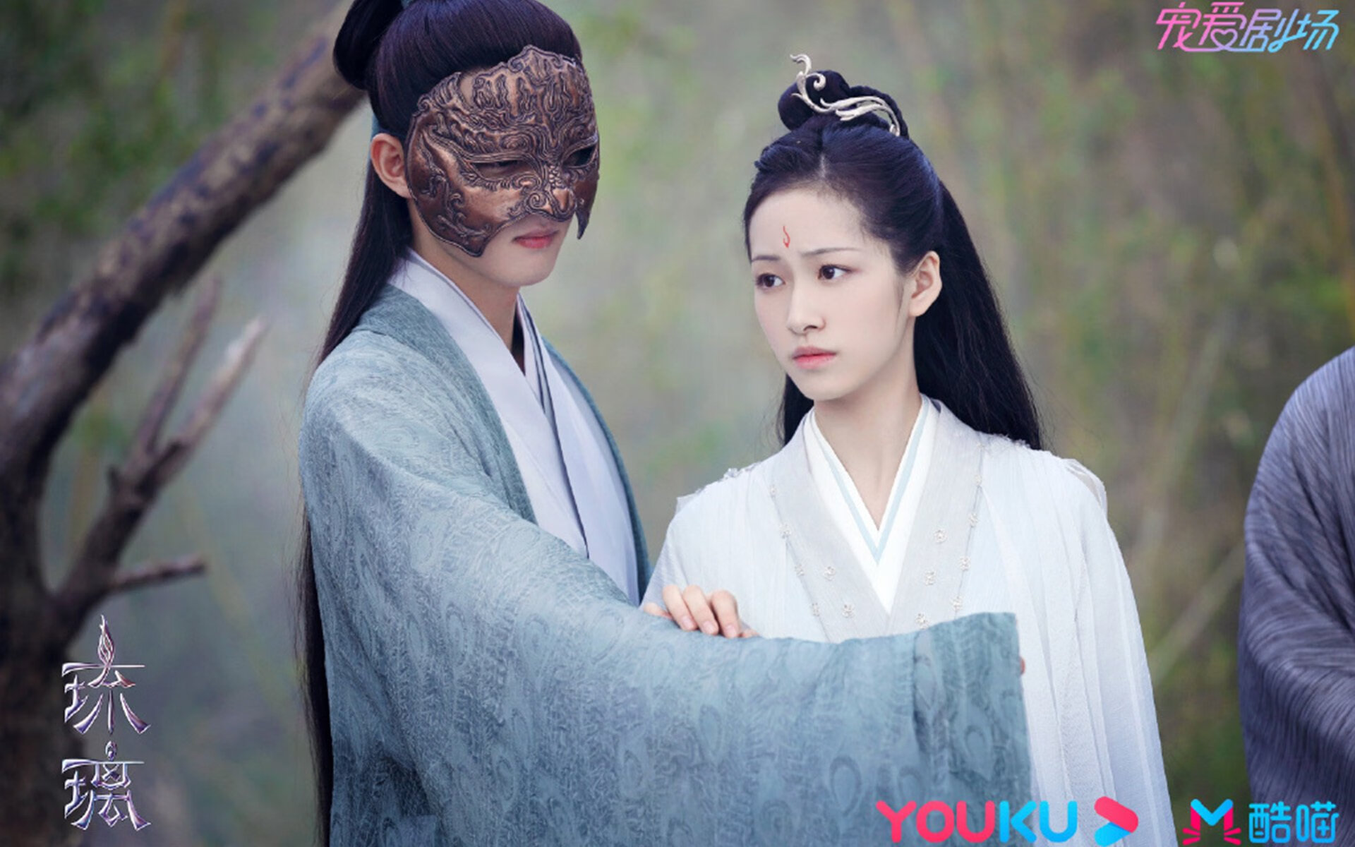 乐鱼体育平台官网-足球赛事舞美包装趋向视觉升级创新，舞台足球表演动作