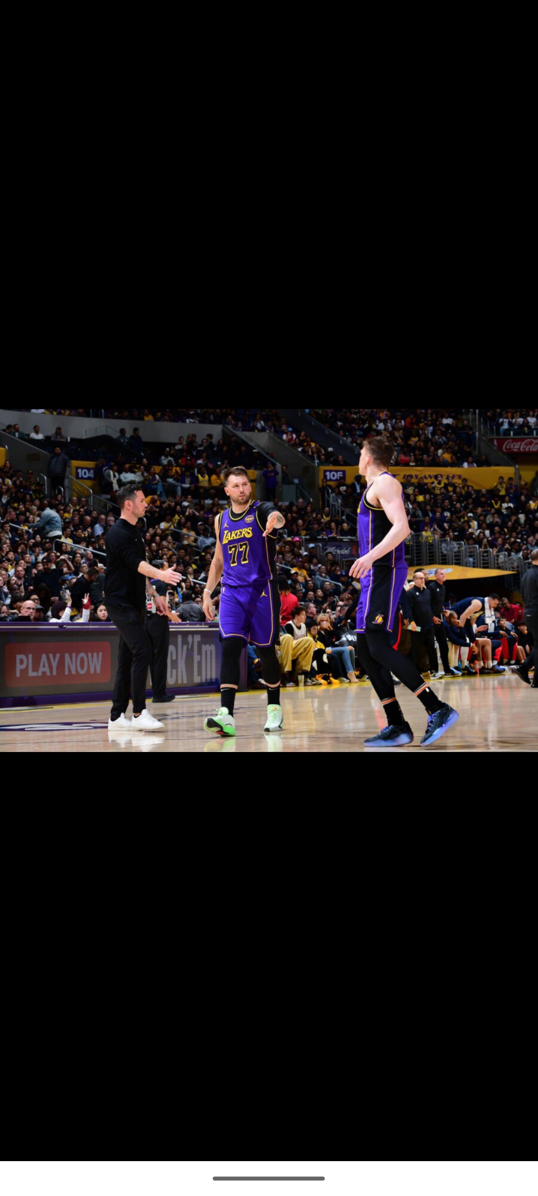 关于乐鱼体育：湖人队新赛季：里夫斯合同到期，能否获得顶薪续约？的信息