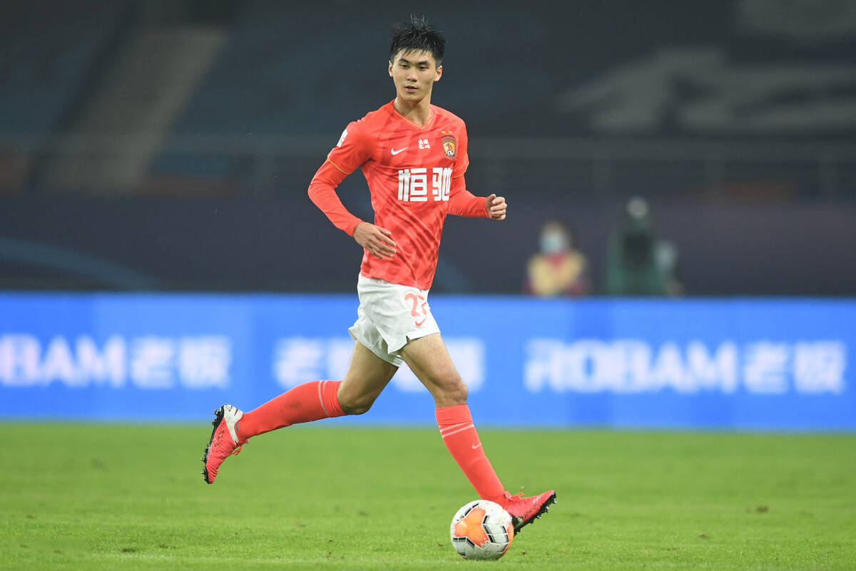 乐鱼体育:留洋小将吴少聪跨文化适应能力与心理健康评估 乐鱼体育:留洋小将吴少聪跨文化适应能力与心理健康评估